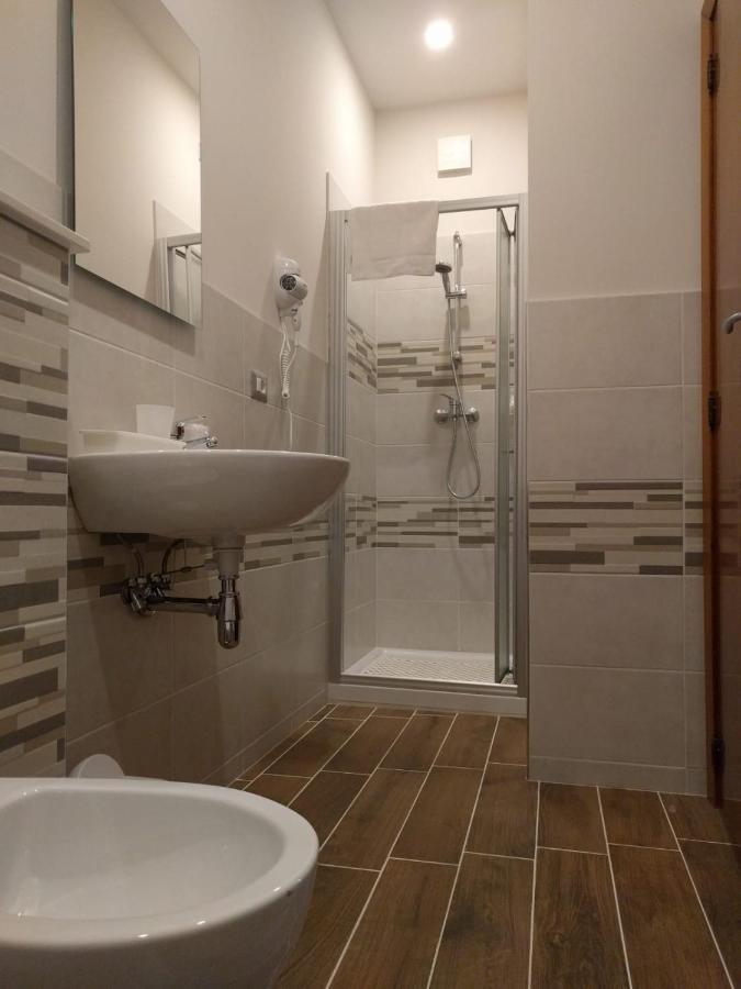 B&B Alba Sul Mare Guest House Massignano Exterior foto